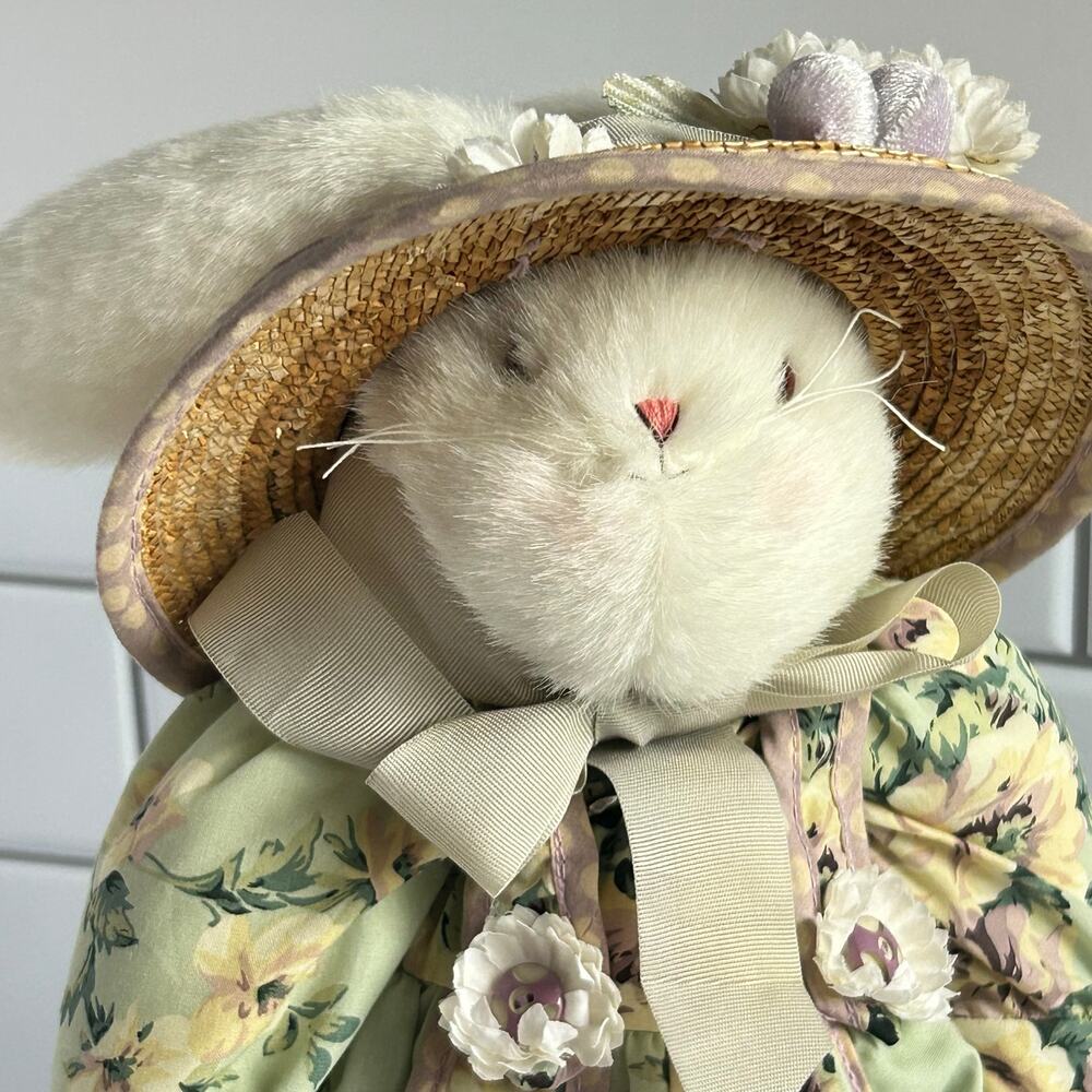 Hallmark Bunnies By The Bay Penny Pick Me Bunny Plush Figure Stand Tagged
